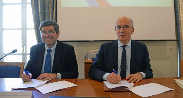 Accordo ENEA-UNITO firma della Convenzione da sx FEDERICO TESTA e GIANMARIA AJANI - Sala Lauree Lingue Palazzo Badini Confalonieri