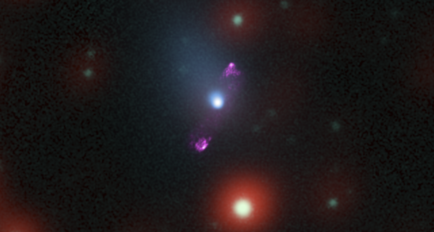 3c454p2_vla_wise_panstarrs_chandra.png